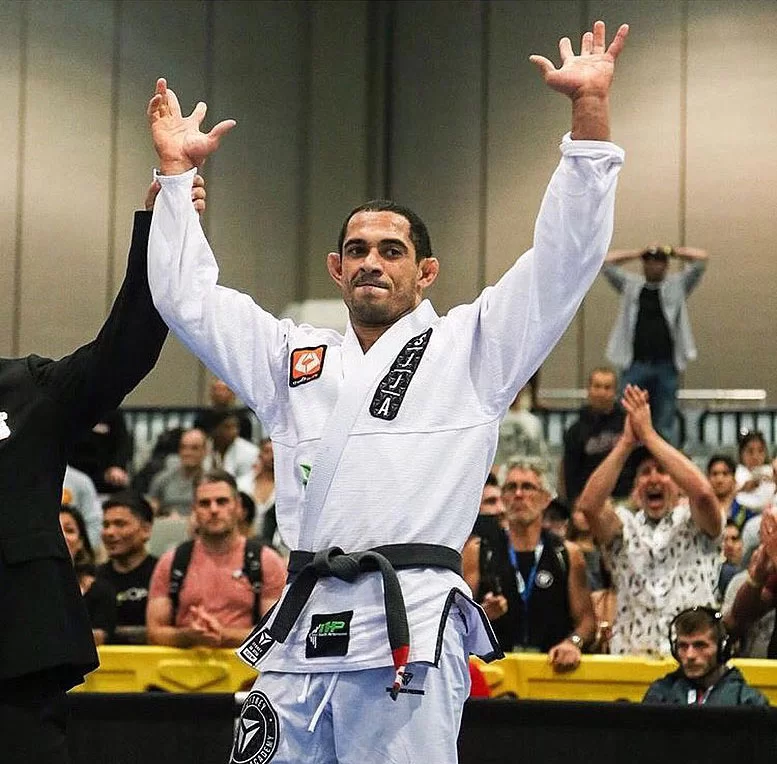 Bruno Alves wins